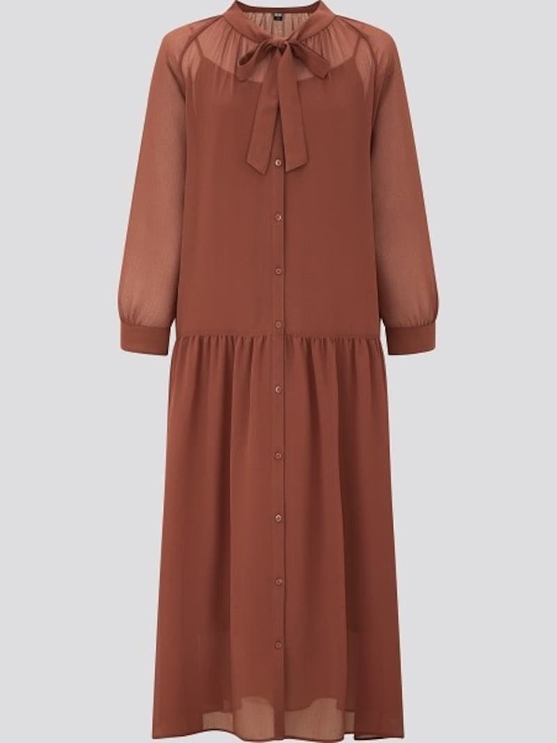 ユニクロ シフォンボウタイロングワンピース 3990円(税抜)