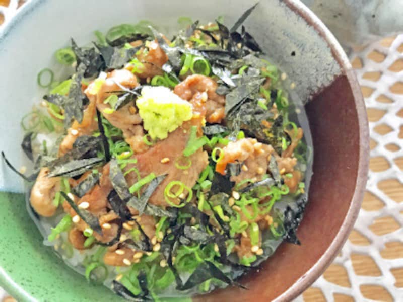ひつまぶし風だし茶漬け(出典:豚肉でお茶漬け!ひつまぶし風だし茶漬けのレシピ)