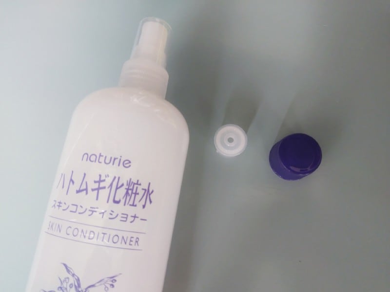 フタと中栓をとって、スプレーヘッドをつけるだけで、使い勝手が格段にUP！