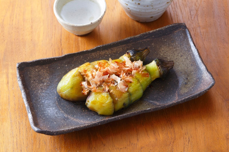 茄子料理の定番!焼きナスはお酒もすすむ