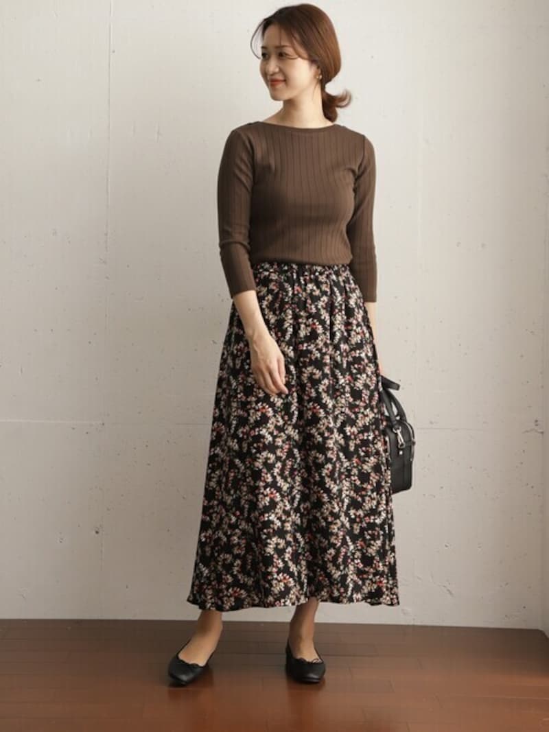 柄に加え、くるぶしの見えるようなロング丈も今年の旬です 出典:WEAR