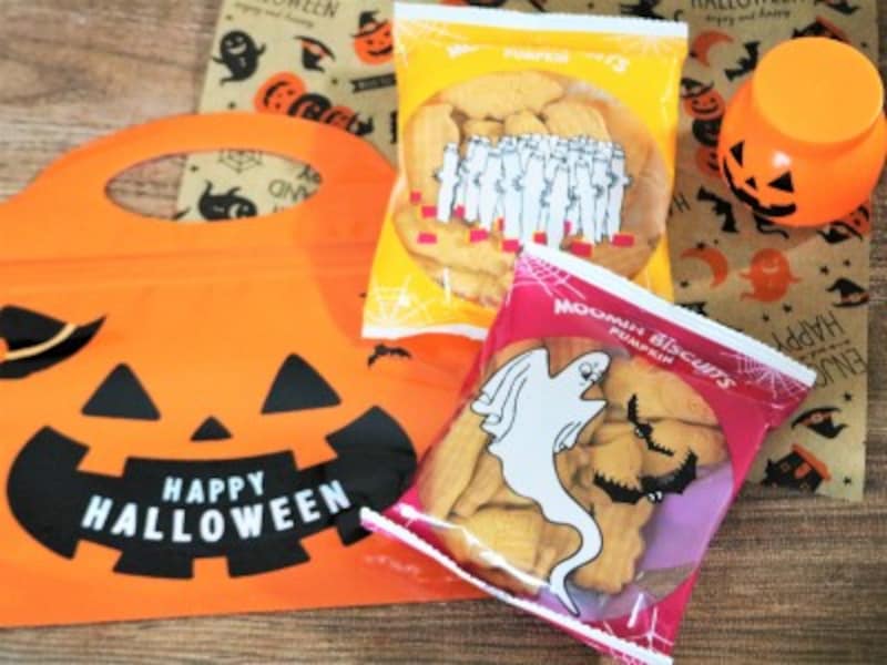ハロウィンのラッピングバッグに入れてムーミン好きのママ友にプレゼントしましょう！