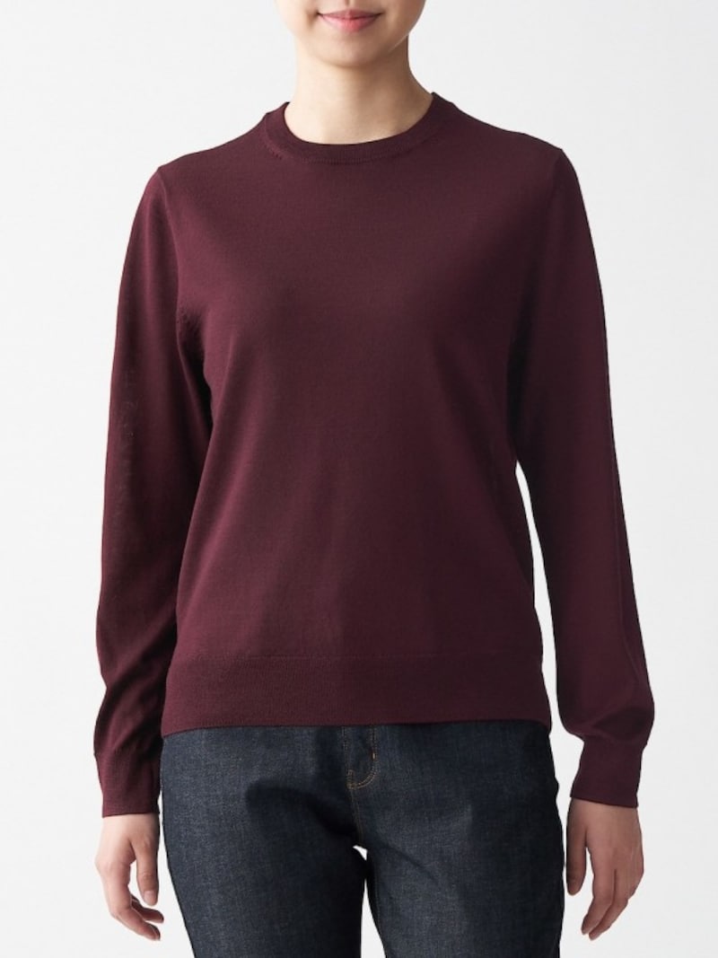 無印良品 ウールシルク 洗えるクルーネックセーター 2490円(税込)