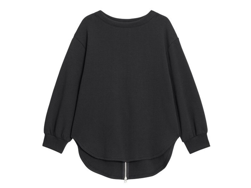 GU  ダブルフェイスバックジップチュニック 1990円（税抜）