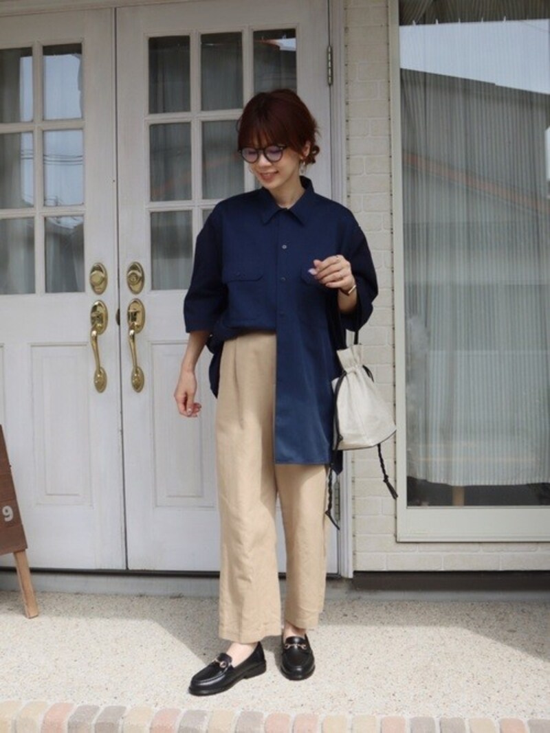 ローファーがあればカジュアルを含め、どんなコーデも上品にまとめてくれる 出典:WEAR