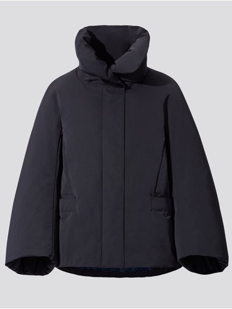 ユニクロ　ハイブリッドダウンジャケット　12900円（税抜）