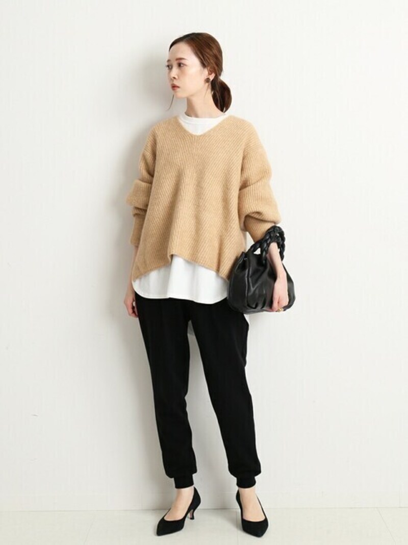 在宅ワークにもぴったりのスウェットパンツはヘビロテ間違いなし　出典：WEAR