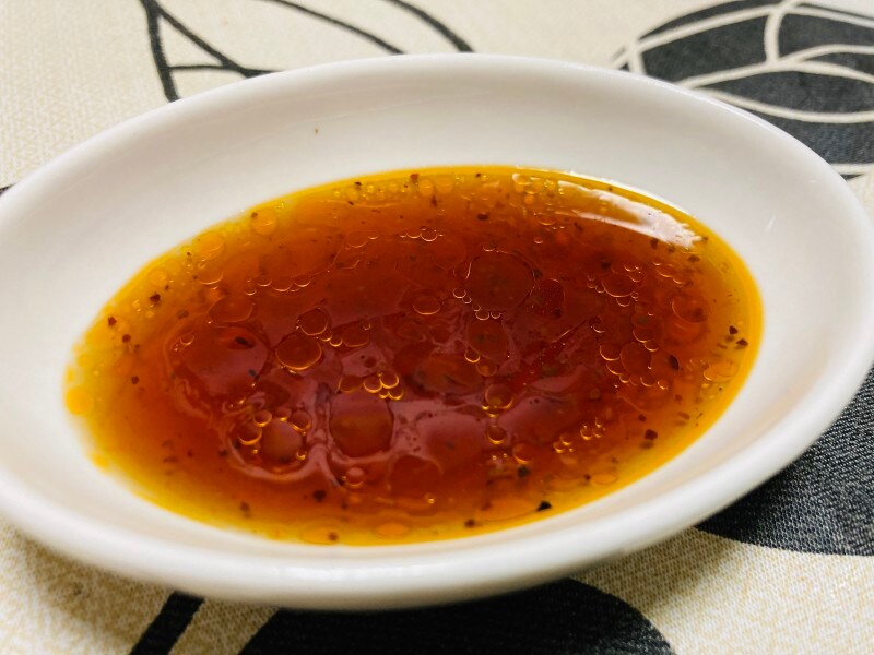 特製たれ。容器に入れ冷蔵庫にストックしておこう