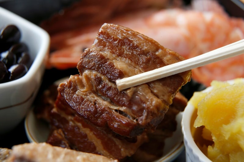 「豚の角煮」のレシピ4選。基本から中華風まで…とろける柔らかさ！