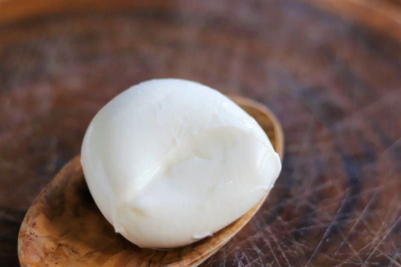 チーズ、モッツァレラ