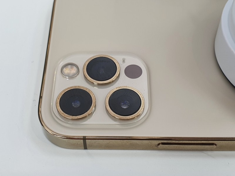 iPhone 12 Proのカメラ