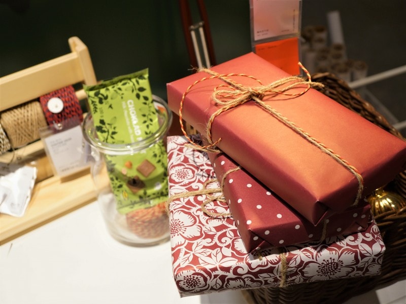 VINTER 2020 様々な場面で使えるギフト包装紙