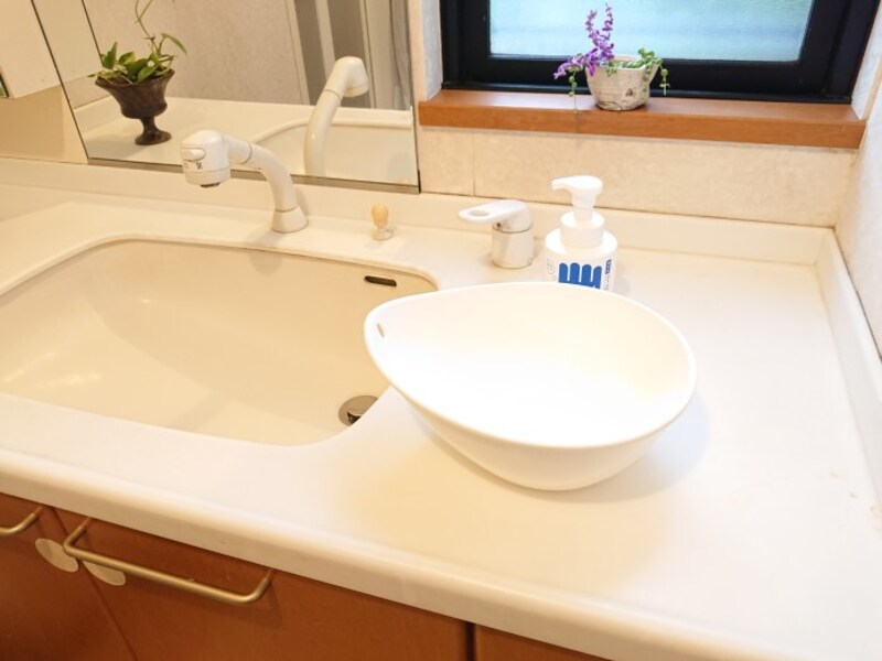 ピカッ、ツヤッとなる所は鏡、蛇口、窓枠など……小さいけれど効果てきめん！