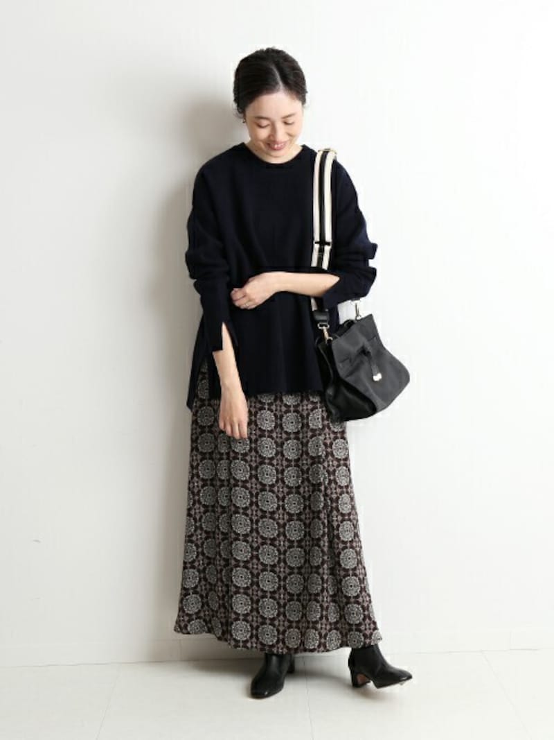 【OKコーデ】顔から遠いアイテムで、すっきり着こなすとおしゃれに着られます　出典：WEAR