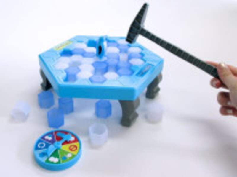 崩れないかドキドキ、崩れずホッ、一気に崩れてスカッ!いろいろな感情が沸き起こります