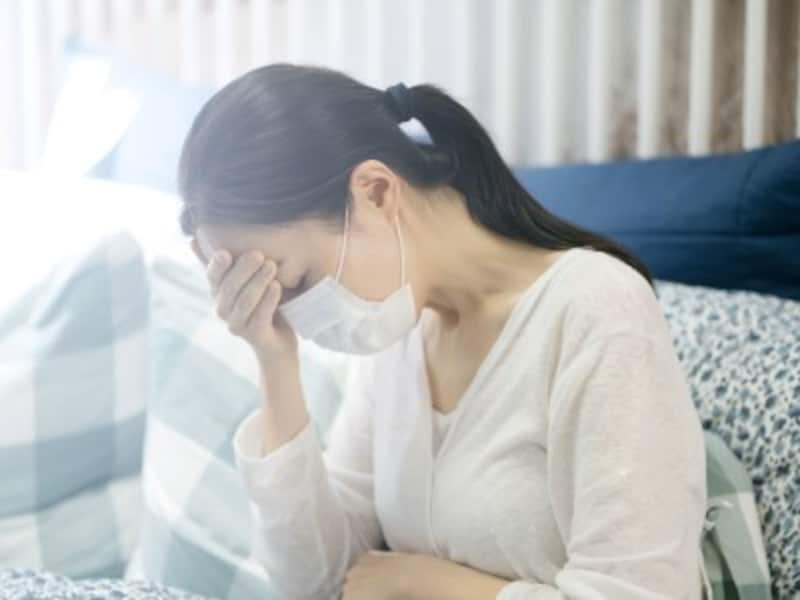 新型コロナウイルス感染症、インフルエンザ、風邪が HIV 感染者にとって問題となるのはなぜですか?