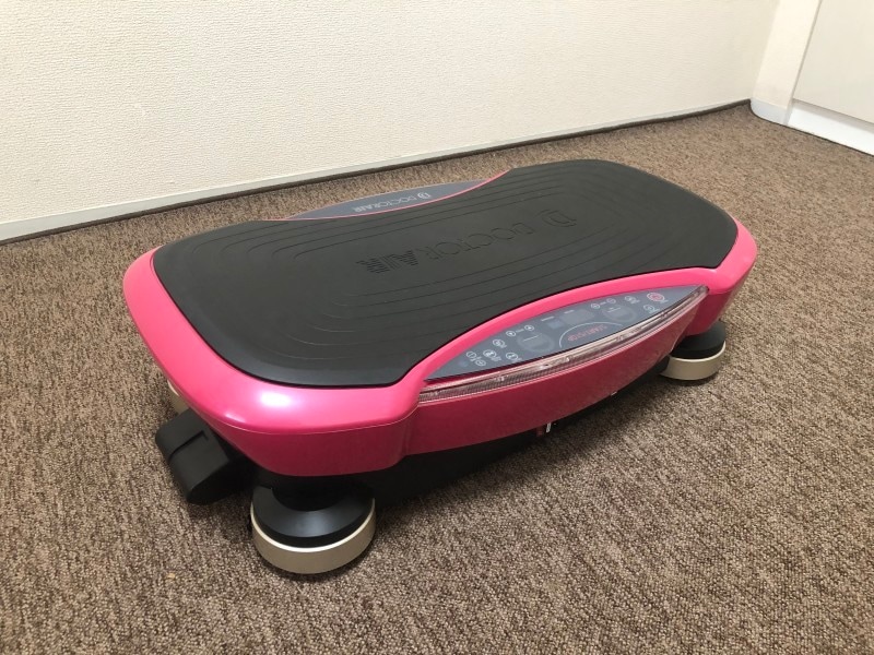 左右に大きく揺れるトレーニングモードと、毎分2500回振動するコンディショニングモードで全身をケアします