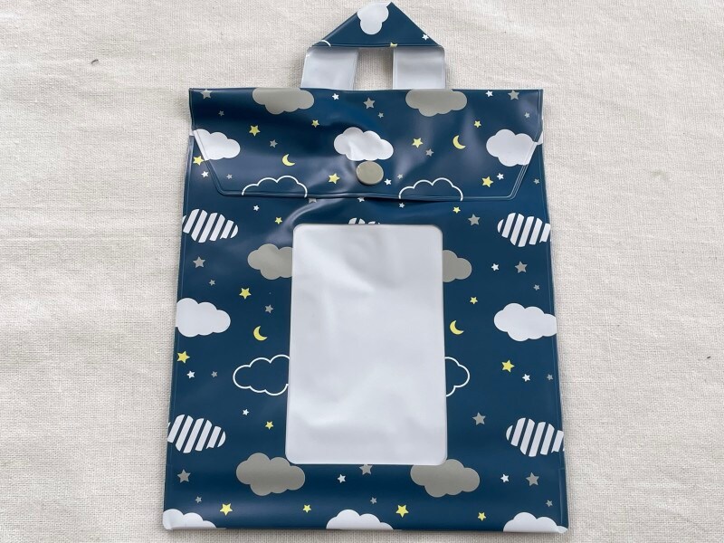 セリアのウェットティッシュケース