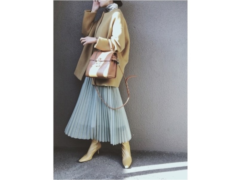 透け感のあるオーガンジー素材が春らしく気分も上がります 出典:WEAR