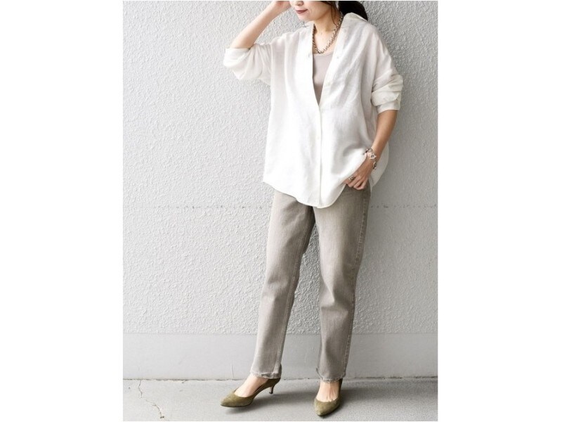 ブルーデニムよりカジュアル感が和らぐのが大人向け　出典：WEAR