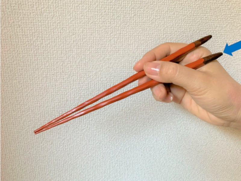 正しい箸の持ち方を簡単にマスターする方法4