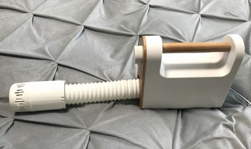 ホースを伸ばしてふとんに差し込めばOK