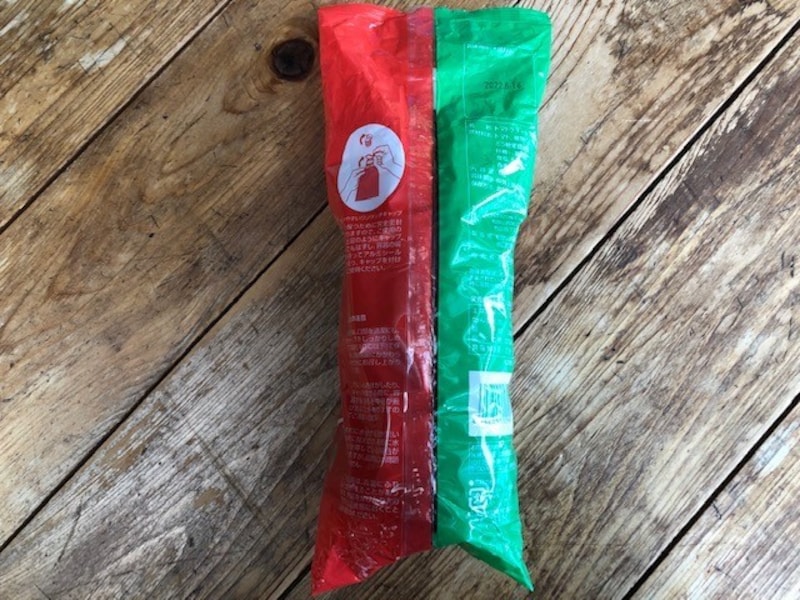 パッケージの背面