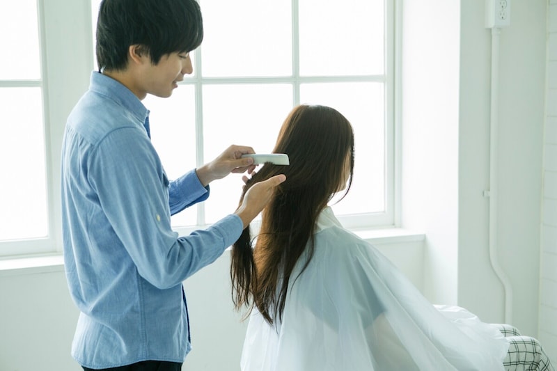 小顔見せには「サイドバング」を！ 大人クールなおすすめ3選