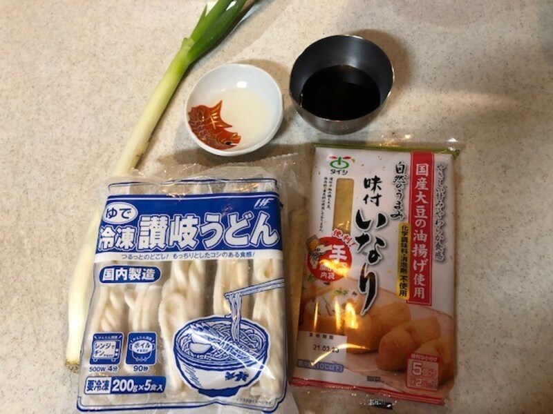きつねうどんの材料