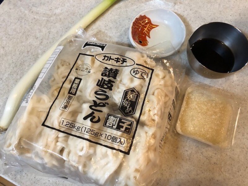 トロロうどんの材料