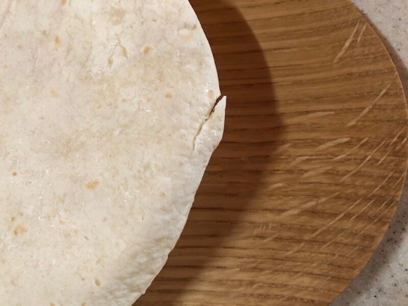 無理に剥がそうとすると、割れてしまう