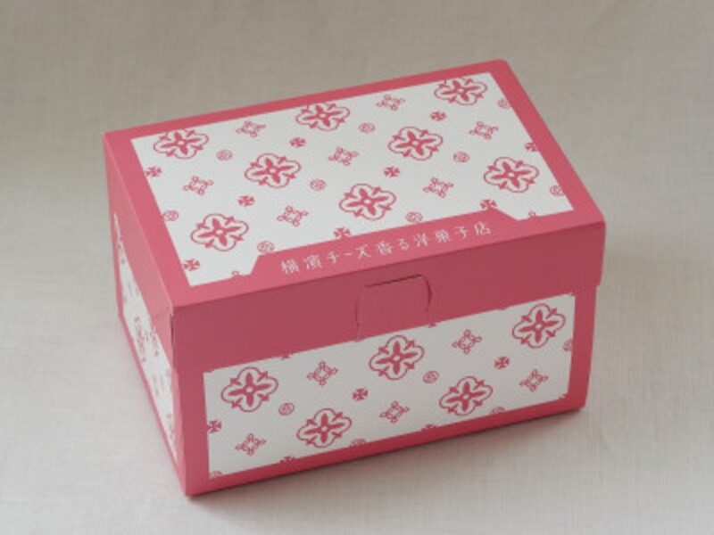 桜色のボックスが上品