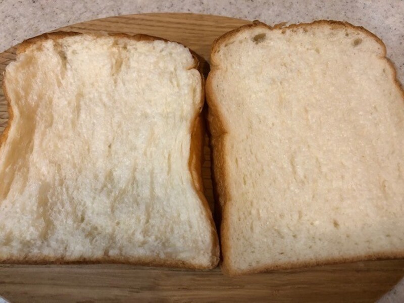 手でさいた場合と、ナイフでカットした場合の比較