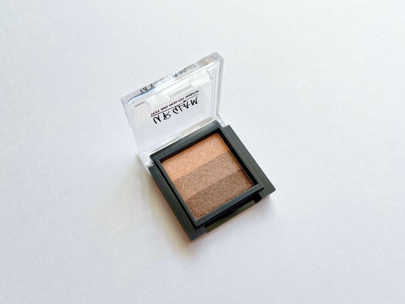 ユーアーグラム グラデーションアイシャドウ BR-1（税抜100円）