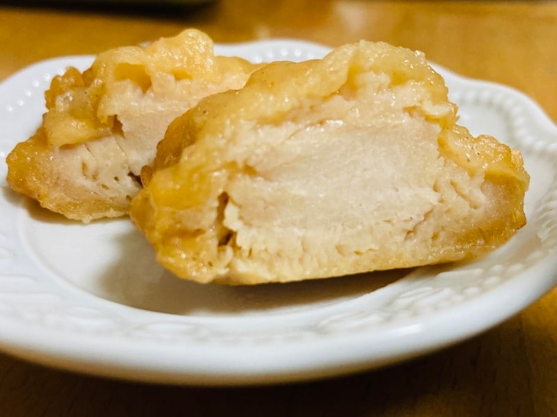 温めたあとの断面。衣の部分が少ない