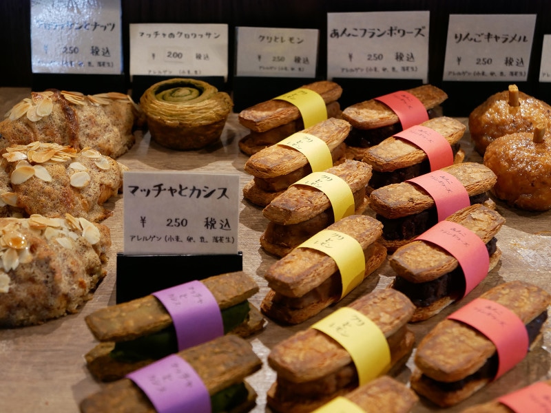マッチャとカシス、クリとレモン、あんこフランボワーズ(いずれも250円税込)
