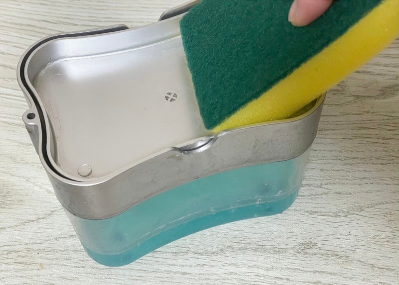 スポンジ置きソープディスペンサー