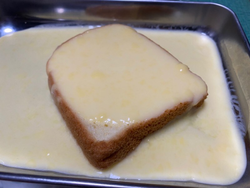食パンに味つけ