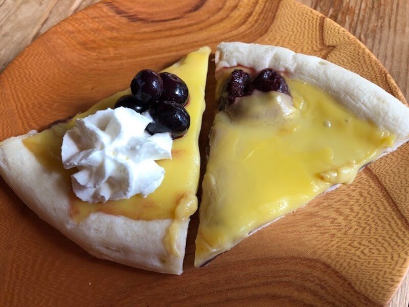 カスタードプリンを使ったプリンピザ