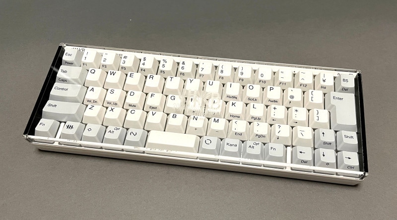 「キーボードルーフ RF-HH」4400円(税込)。キーボードルーフを載せていれば安心です