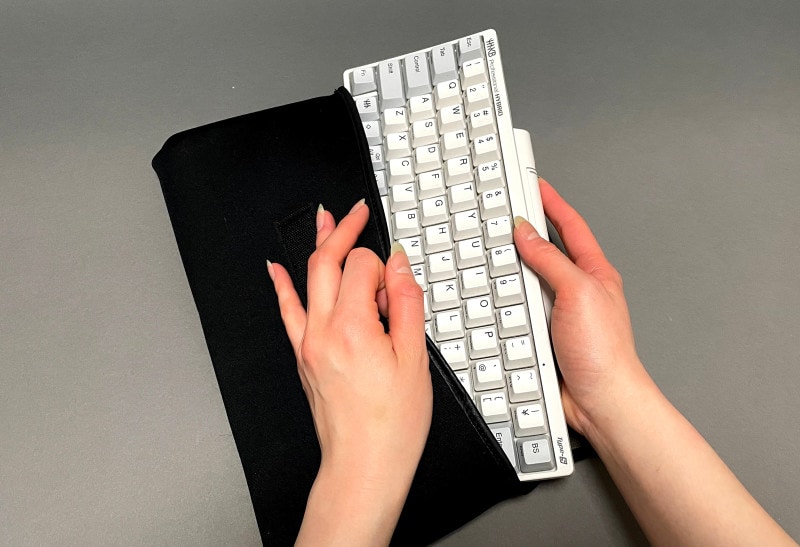 HHKBを収納して持ち運べます