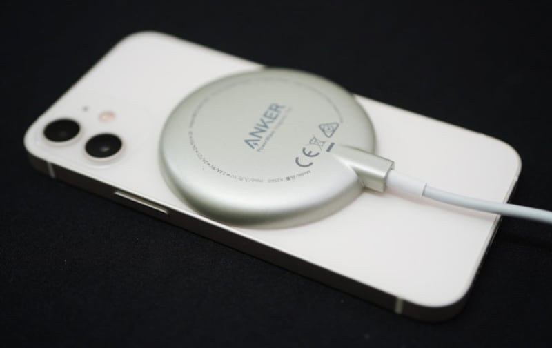 Iphone 12シリーズから採用の Magsafe とは メリット デメリットを解説 Iphone All About