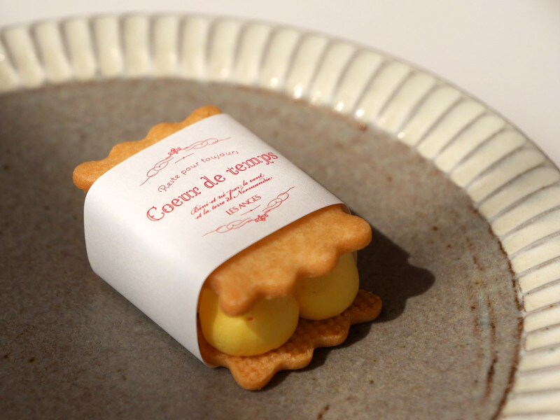 ひと口サイズのバターサンド「ムールブールサンド（324円税込）」