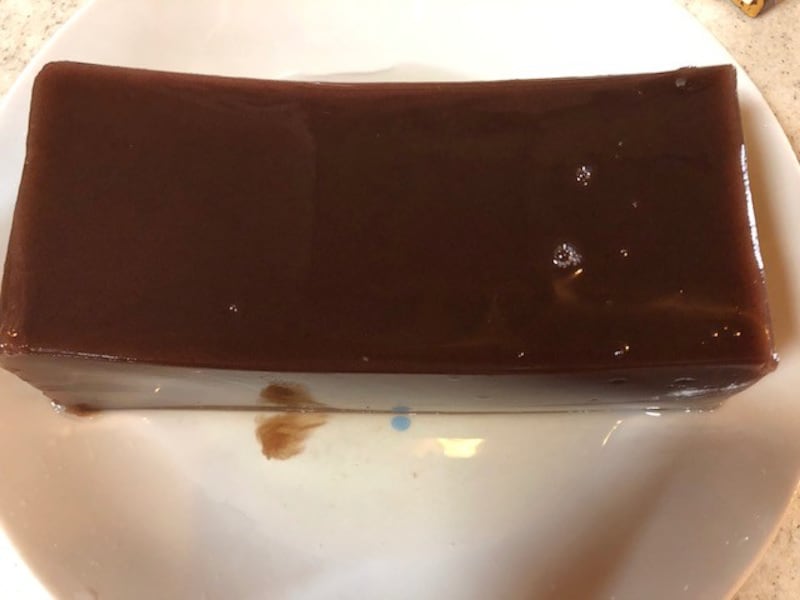 パックから出した水ようかん