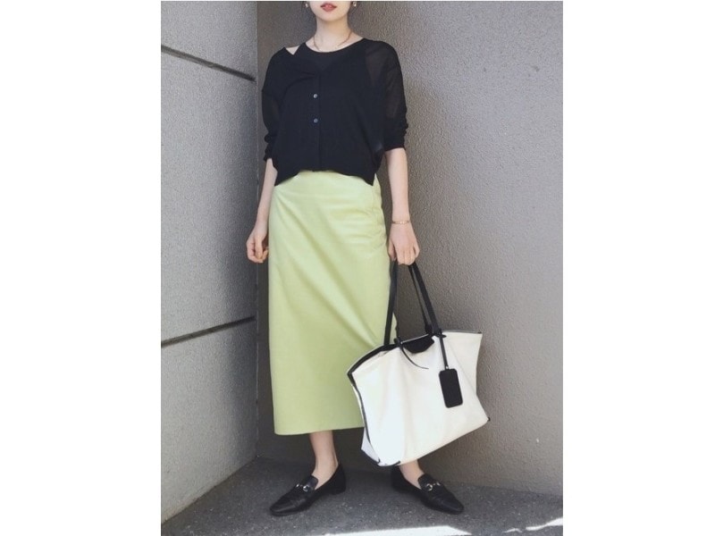 Iラインが作れる縦長スカートはすっきり見えて着やせも叶う 出典:WEAR