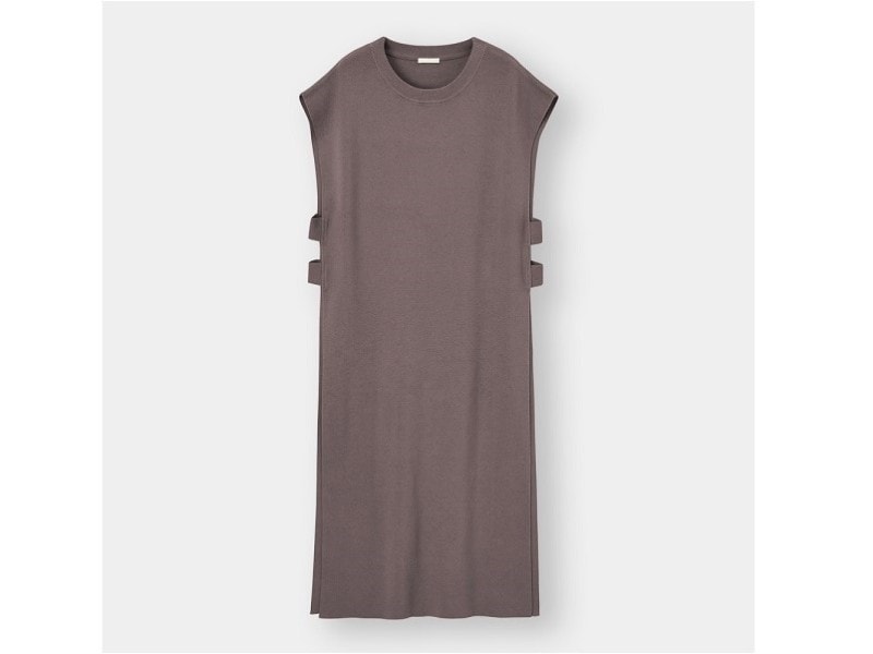 GU  ロングニットベスト  2990円（税込）