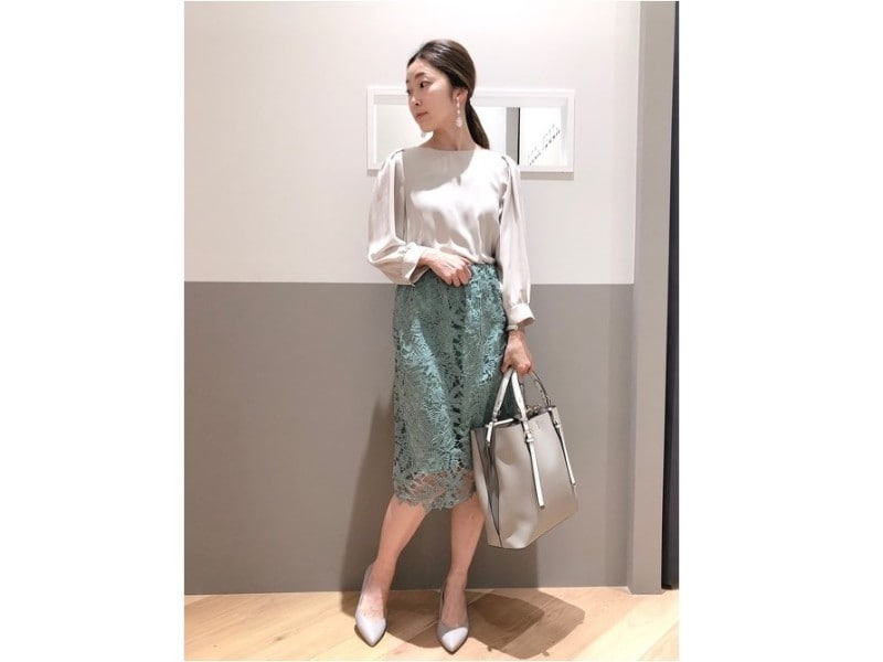 【OKコーデ】上下甘めのアイテムの時はバランスに気を付けて　出典：WEAR