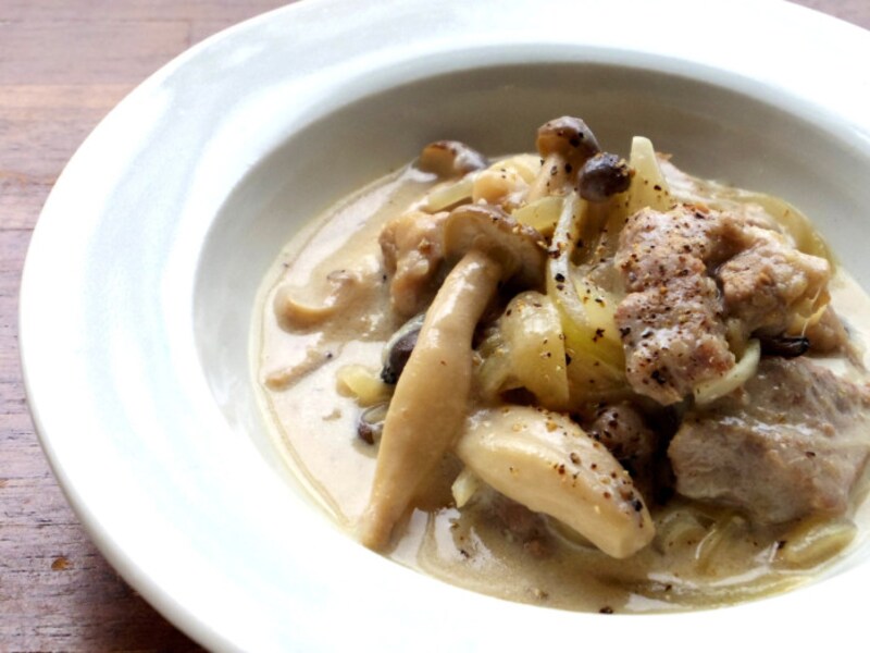 豆乳レシピ 豚肉としめじの豆乳フリカッセ