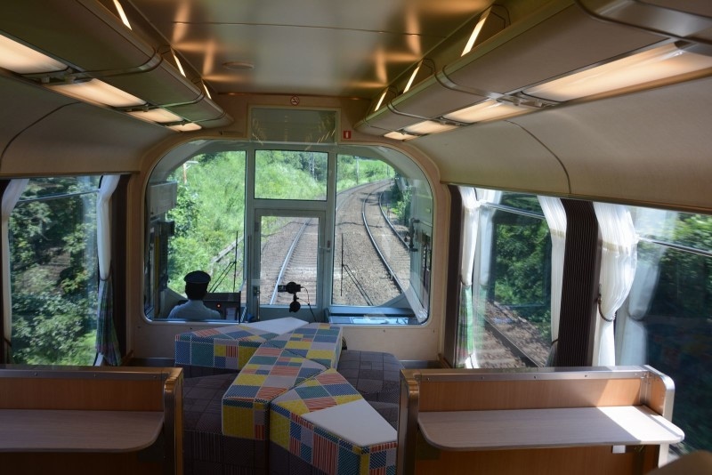 前面展望が楽しめる先頭車