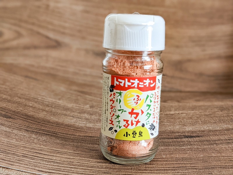 スリーコインズ　パスタにふりかけるオリーブオイル